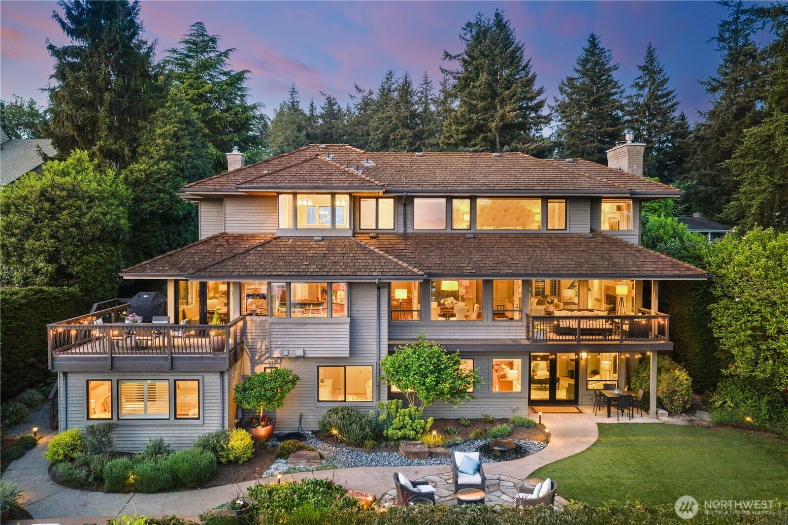 Property Photo: 8297 SE 82nd Street WA 98040