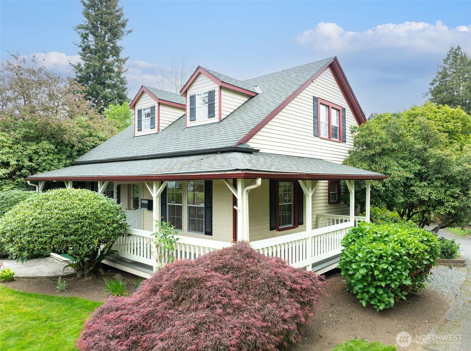 Property Photo:  654 W Main Street  WA 98272 