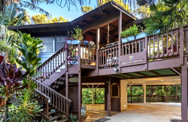Property Photo:  105 E Kuiaha Rd  HI 96708 