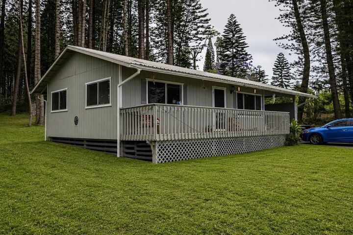Property Photo:  2475 B Liliko'I Rd  HI 96708 