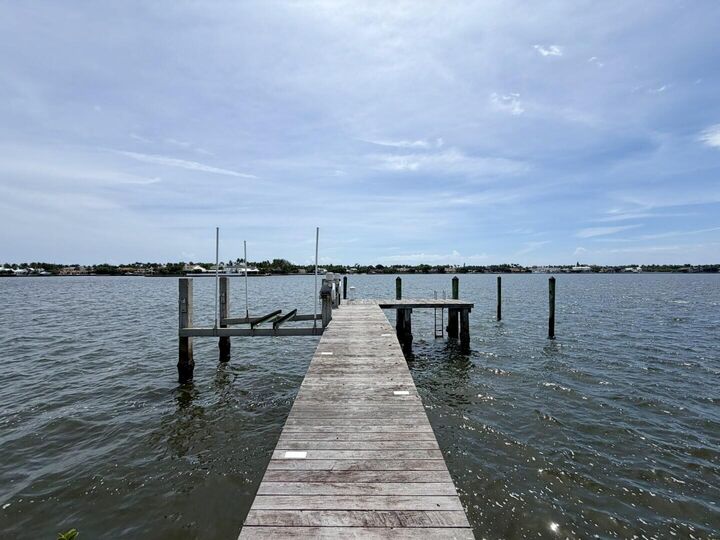 Property Photo:  690 Island Drive  FL 33480 