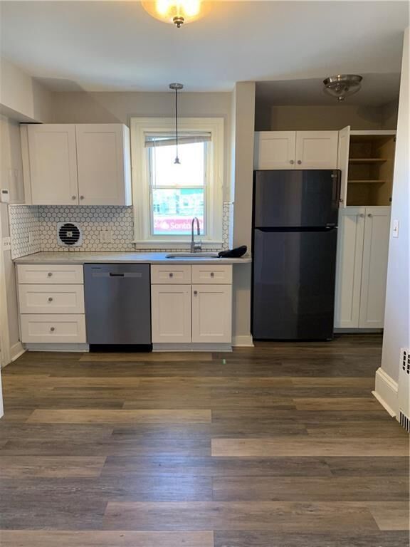 Property Photo:  130 Elmgrove Avenue 2  RI 02906 