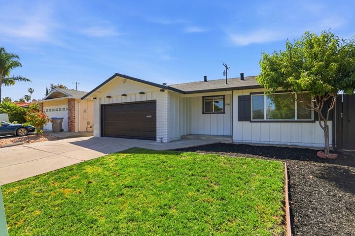 Property Photo: 2948 Moss Point Drive CA 95127