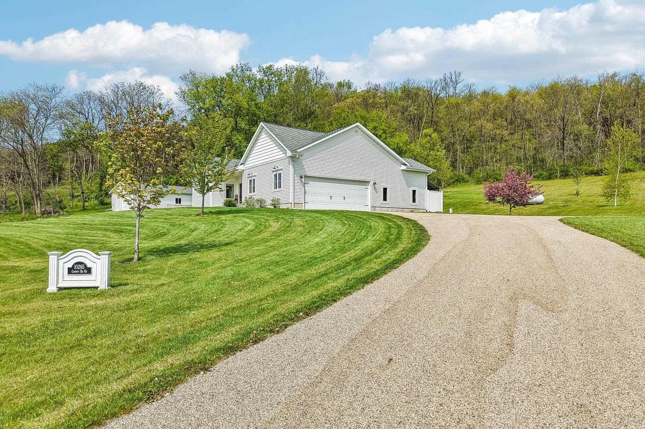 Property Photo:  10265 County Road Kp Road  WI 53560 