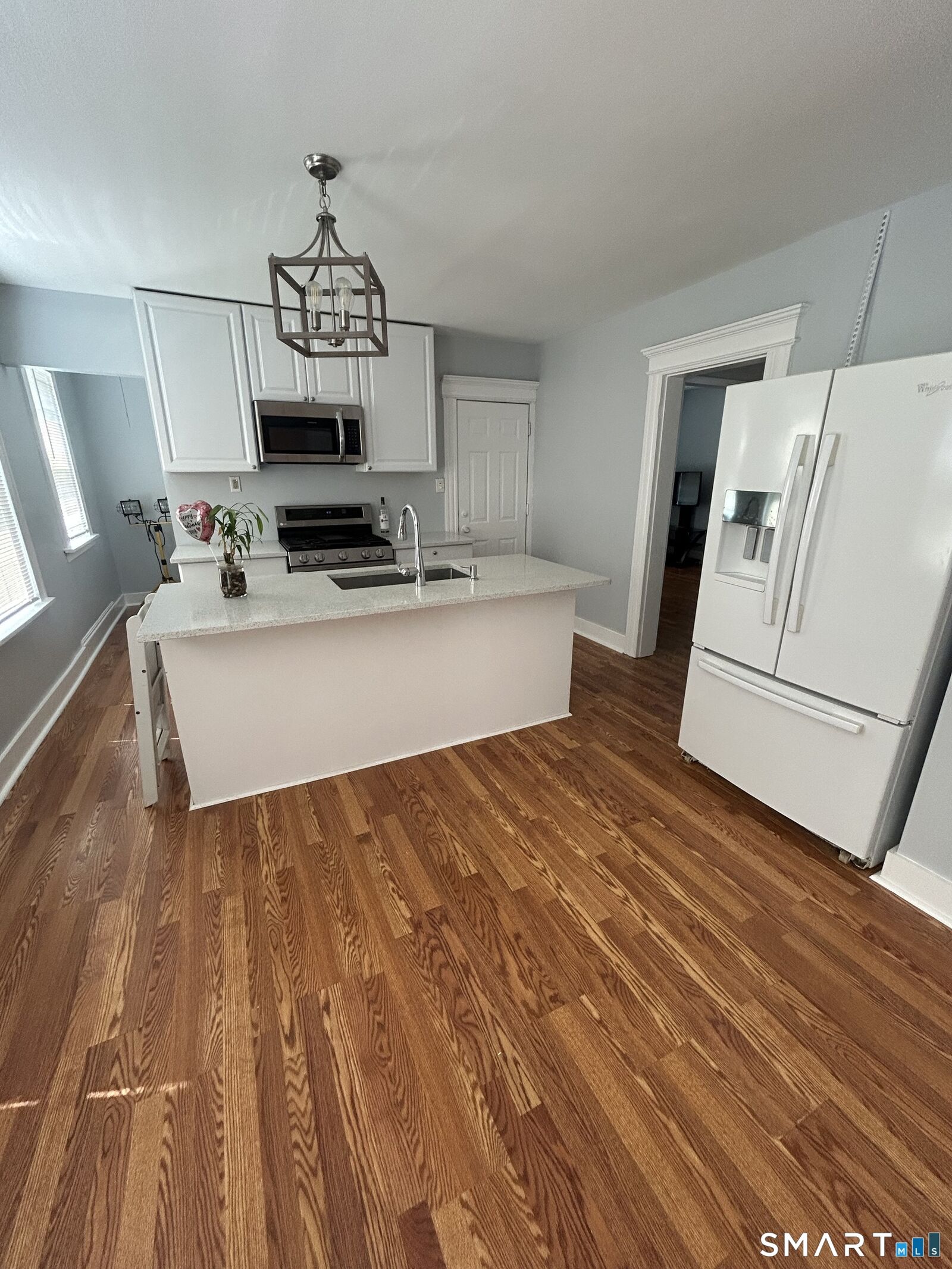 Property Photo:  273 Judson Place 1  CT 06610 