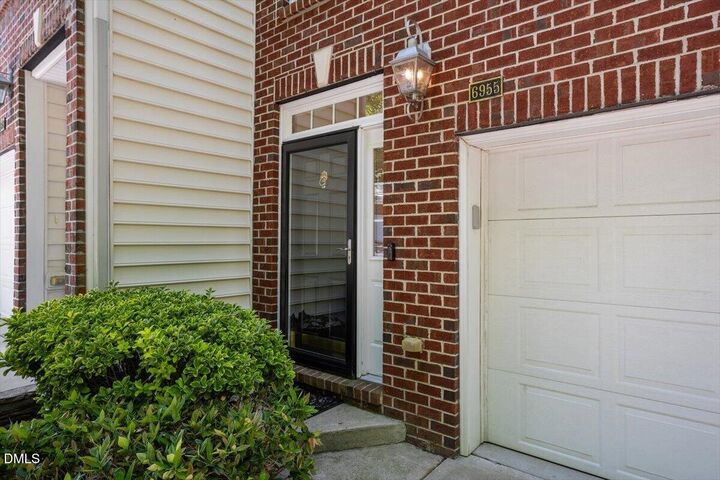Property Photo: 6955 Middleboro Drive NC 27612