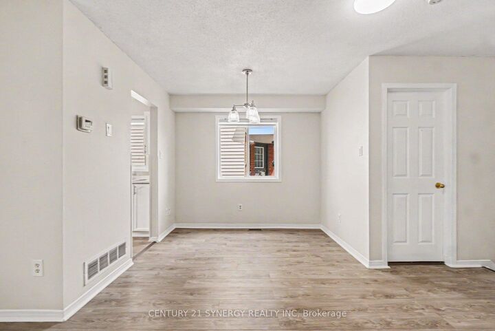 Property Photo:  54 Meadowcroft Crescent  ON K1J 1H2 