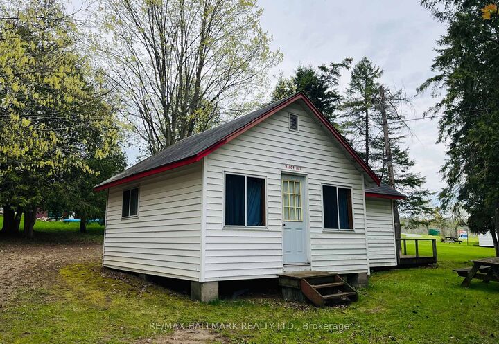 449 Island View Road 104 — photo 1
