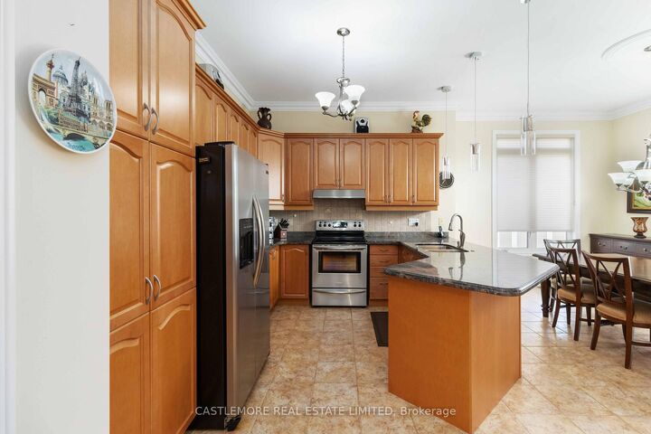 Property Photo: 39 Saint Hubert Drive ON L6P 1W1