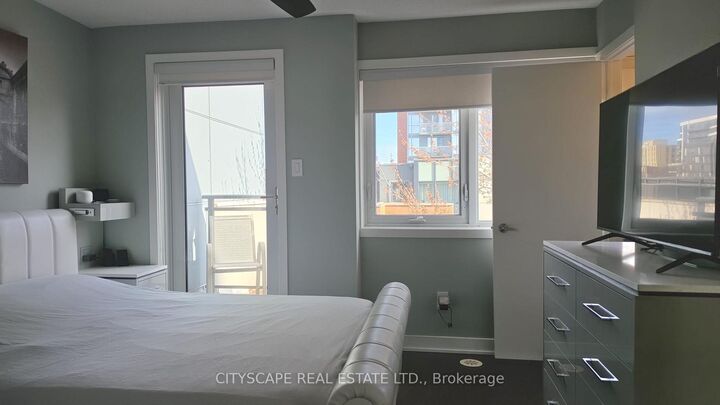 Property Photo: 35 Oak Street ON M5A 0A2
