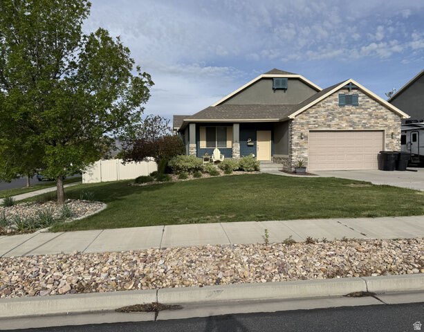 Property Photo:  265 E Salem Park Cir  UT 84653 
