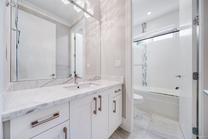 Property Photo:  15764 Buena Vista Avenue  BC V4B 2A1 