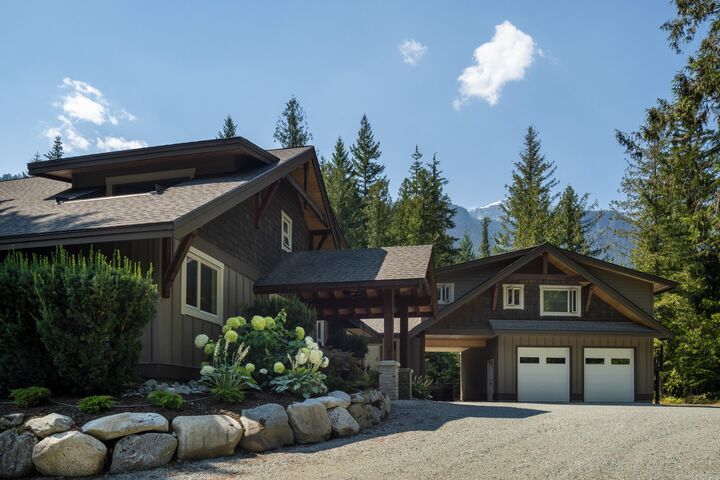 Property Photo: 1044 Cedar Grove Lane BC V0N 2L2