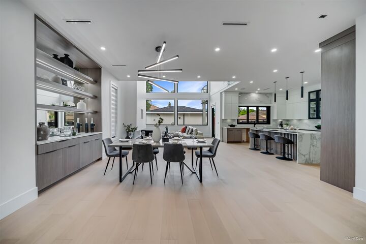 Property Photo:  819 Cornell Avenue  BC V3J 2Z3 