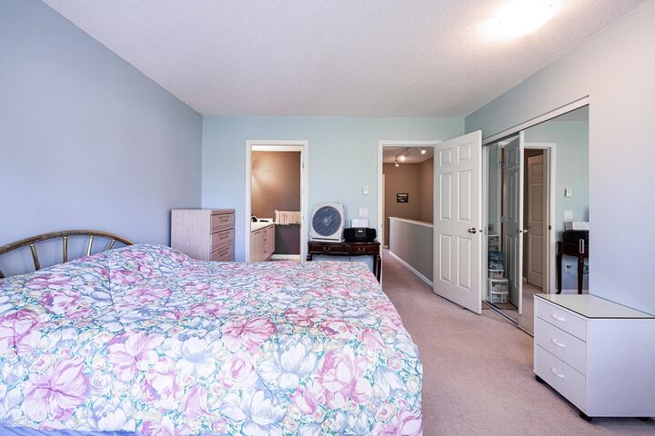 Property Photo:  3711 Robson Court 28  BC V7C 5T8 