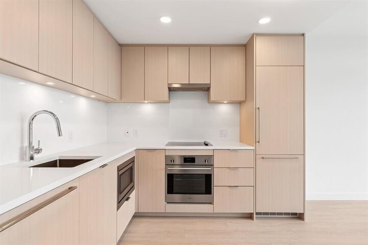 Property Photo:  13675 107A Avenue 1001  BC V3T 0X2 