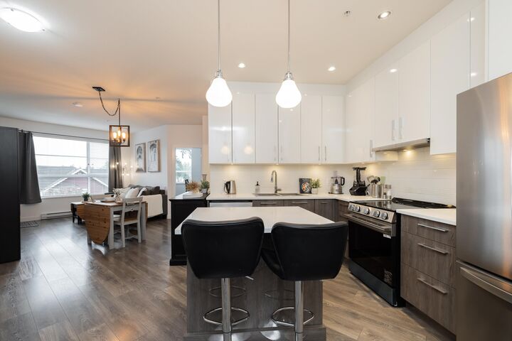 Property Photo:  20829 77A Avenue 418  BC V2Y 0Y5 