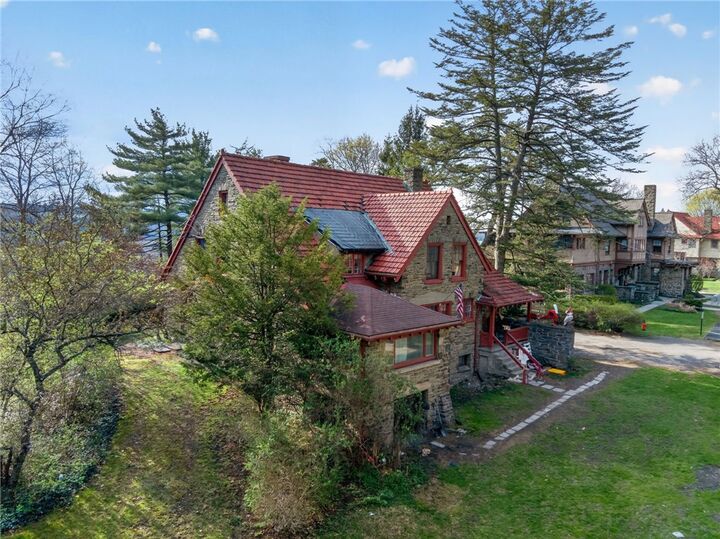 Property Photo:  119 The Knoll  NY 14850 