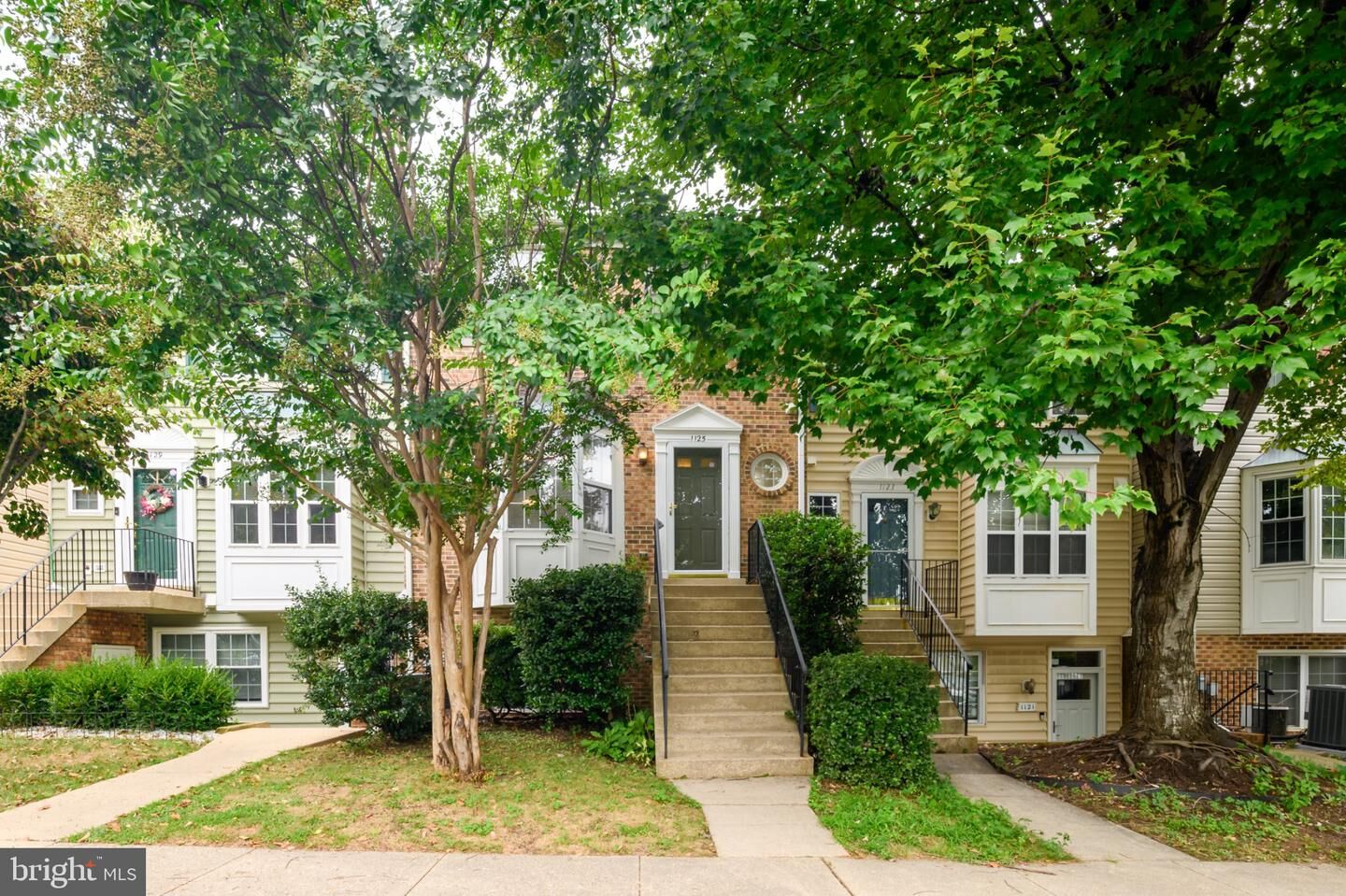 Property Photo:  1125 Simsbury Court  MD 21114 