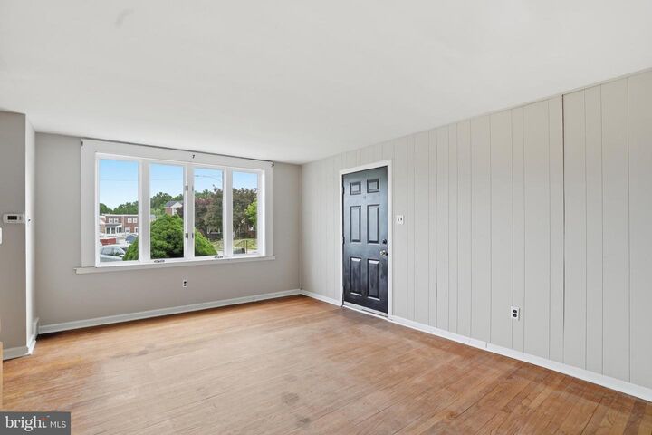 Property Photo:  522 Parkview Circle  PA 19078 