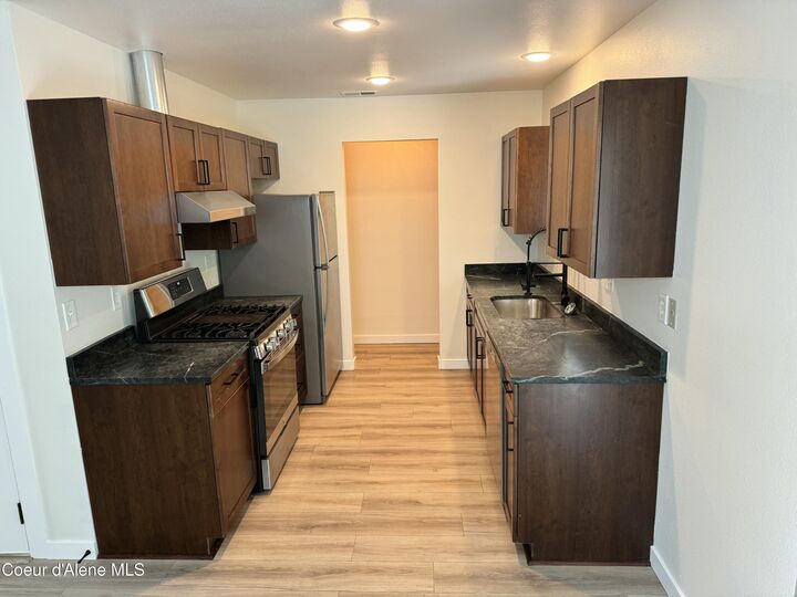 Property Photo:  1717 Main St A&Ampb  ID 83864 