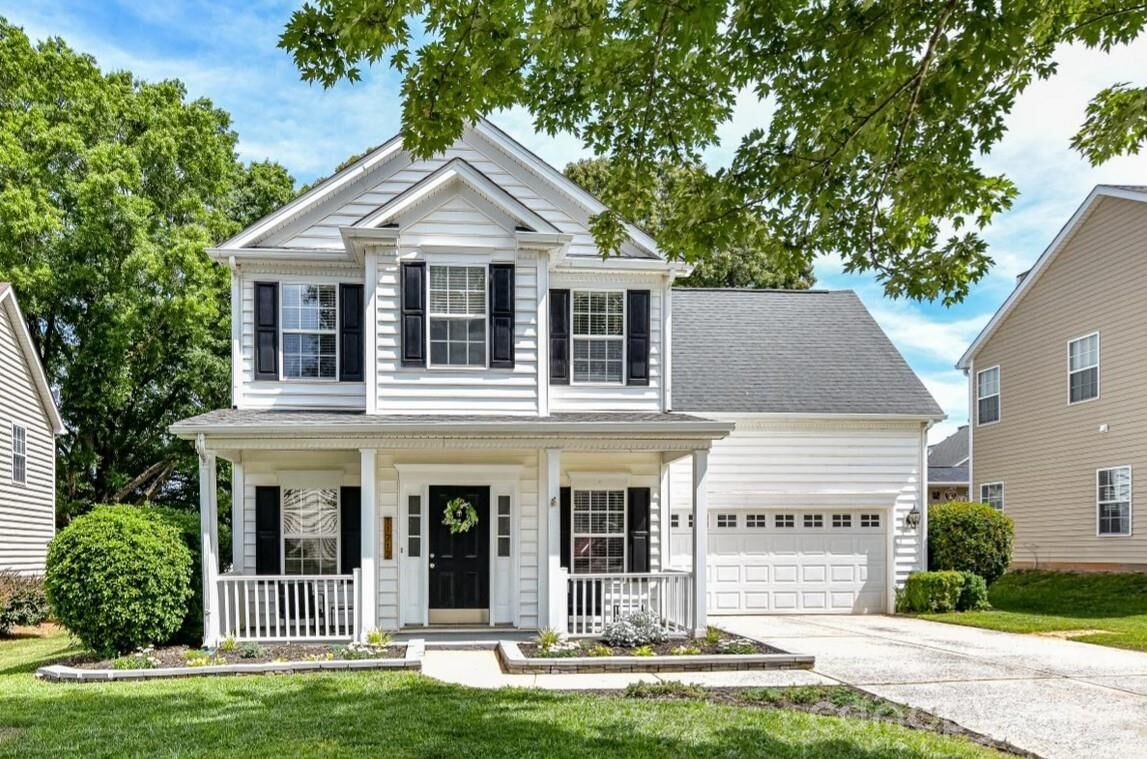 Property Photo:  11712 Hawick Valley Lane  NC 28277 