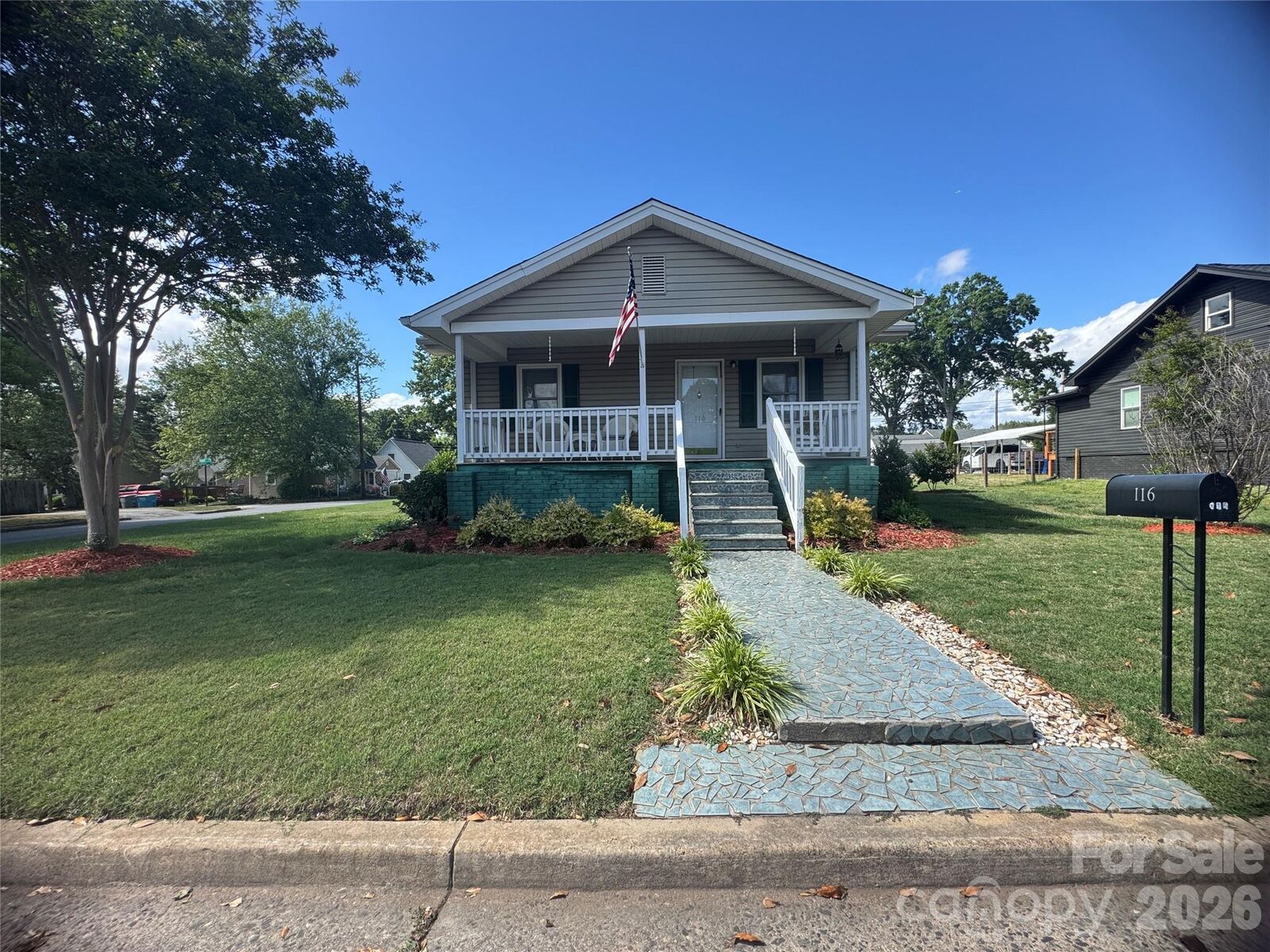 Property Photo:  116 Live Oak Avenue  NC 28012 