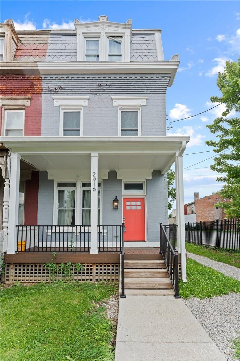 Property Photo:  2916 Hackberry Street  OH 45206 