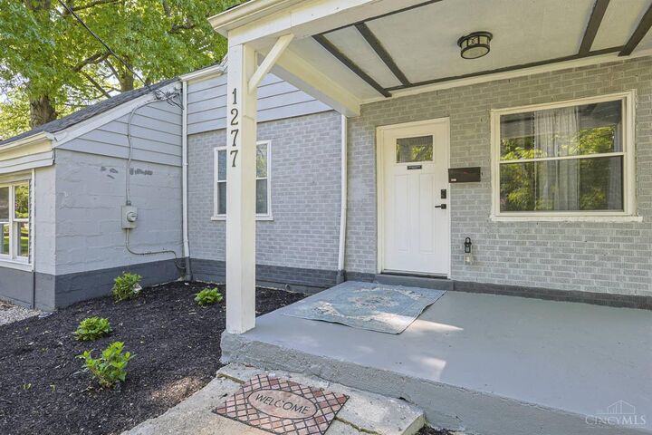 Property Photo: 1277 Brushwood Avenue OH 45224