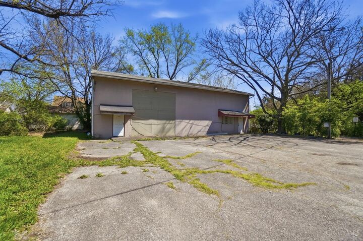 Property Photo:  902 Crawford Street  OH 45044 
