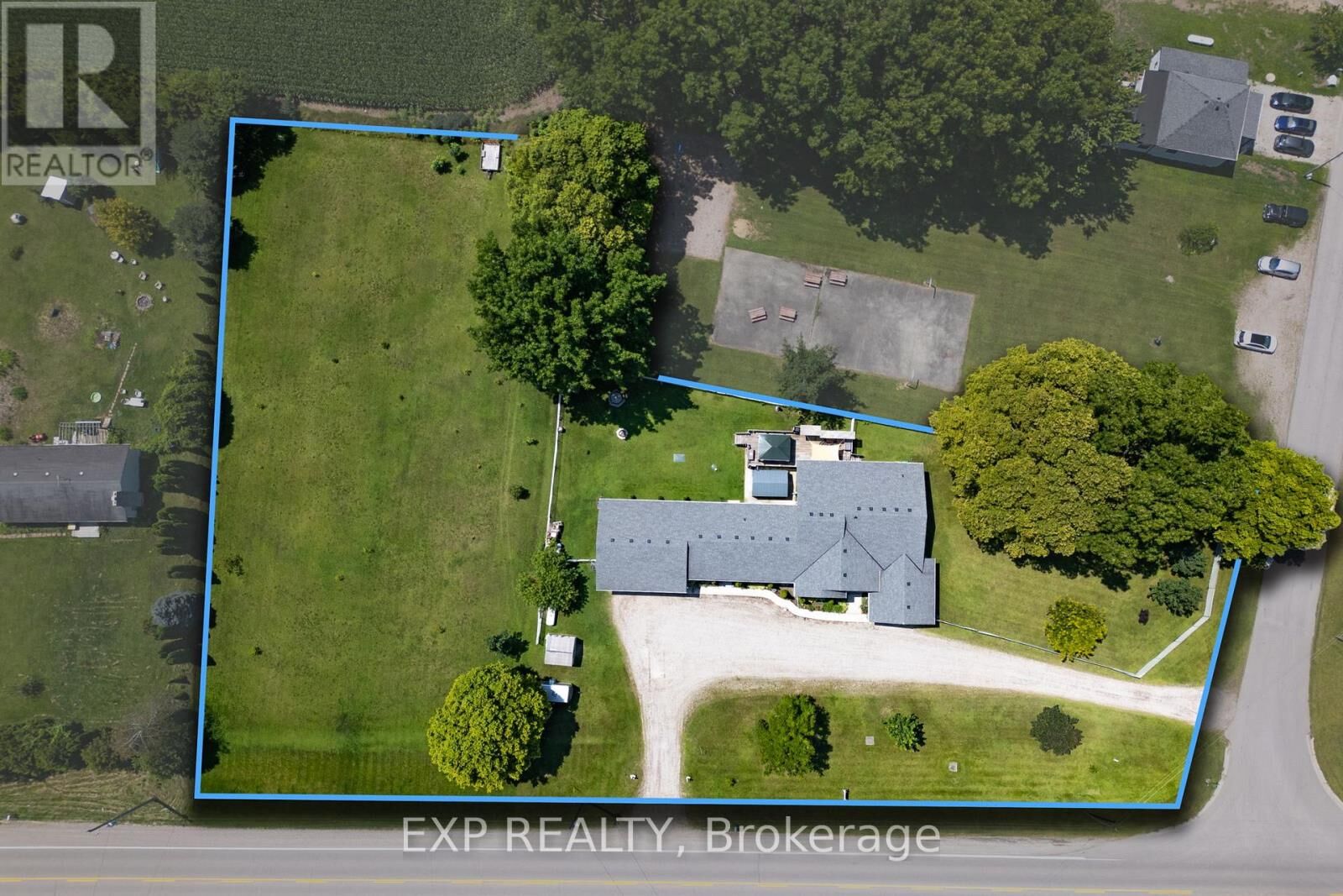 Property Photo:  20437 Melbourne Road  ON N0L 1T0 