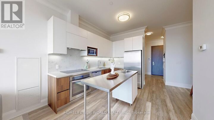 Property Photo:  25 Water Walk Drive Ph15  ON L3P 1N3 