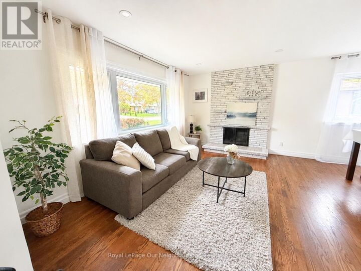 Property Photo:  442 Scenic Drive  ON N5Z 3A8 