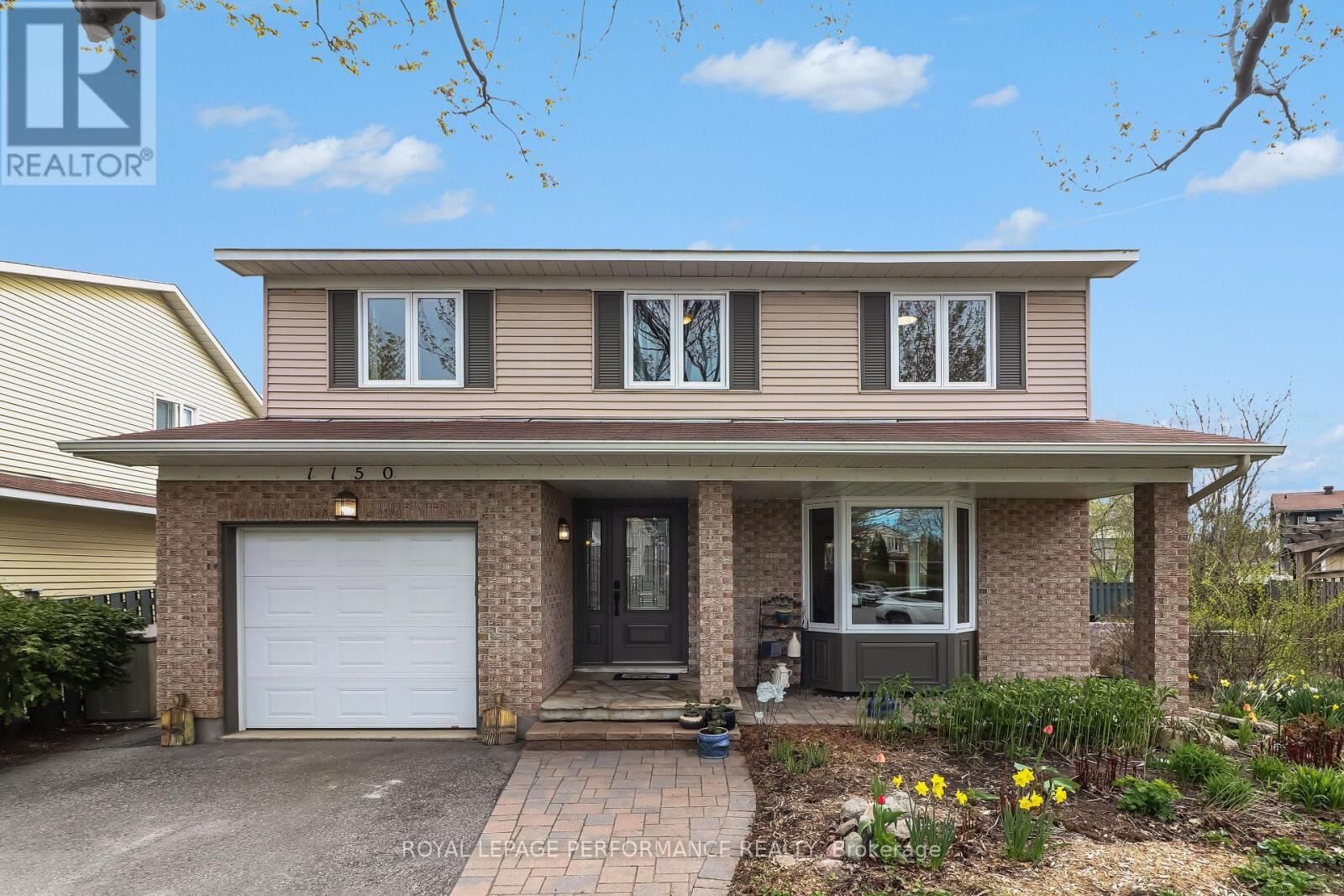 Property Photo:  1150 Sauterne Park  ON K1C 2N8 