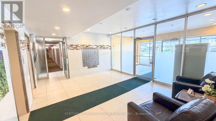 Property Photo:  2485 Woking Crescent 201  ON L5K 1Z6 