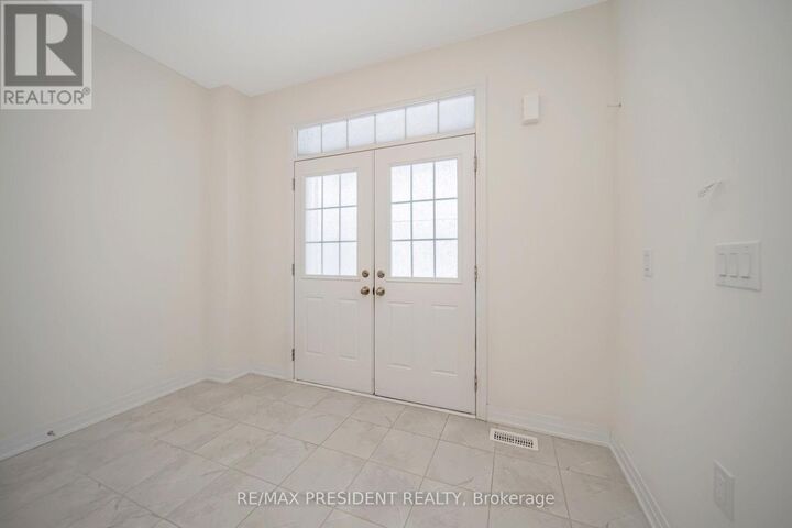 Property Photo:  161 Dingman Street  ON N0G 1A0 