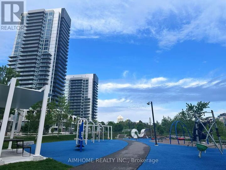 Property Photo:  27 McMahon Drive 1705  ON M2K 0J2 