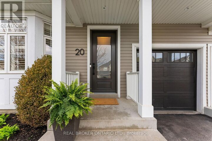 Property Photo:  20 Denbury Court  ON L1M 0H5 