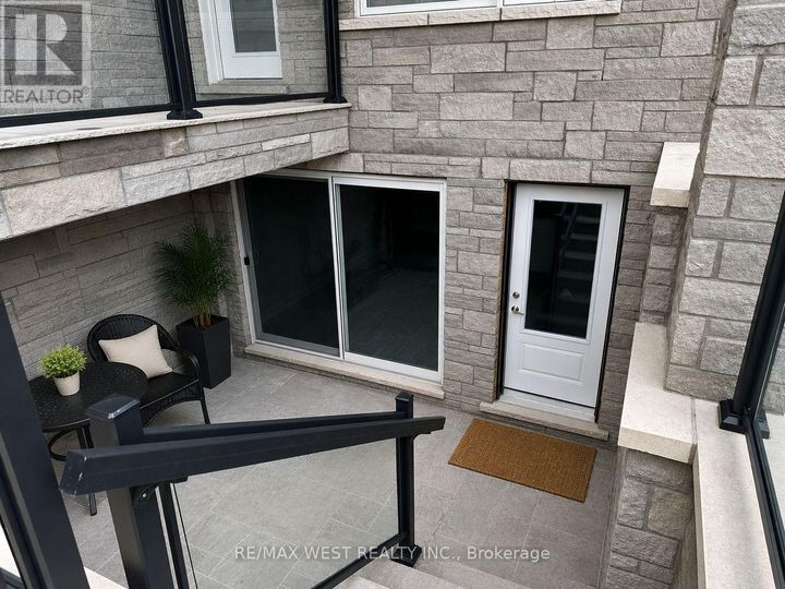 Property Photo:  431 Concord Avenue Basement  ON M6H 2P9 
