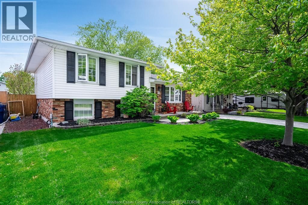 Property Photo:  15 Pearl Street  ON N0P 2L0 