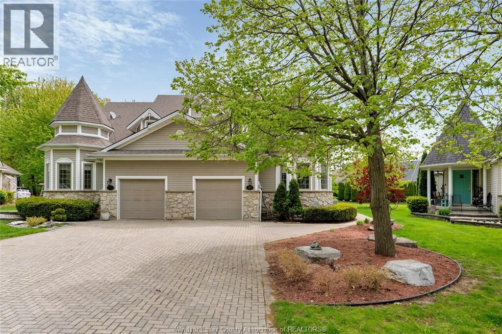 Property Photo:  233 Crystal Bay Drive  ON N9V 4A6 