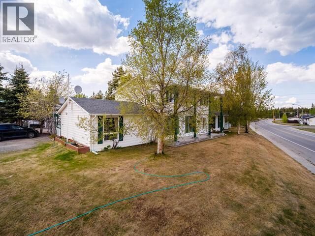 Property Photo:  1201 Hickory Street  YT Y1A 4M4 