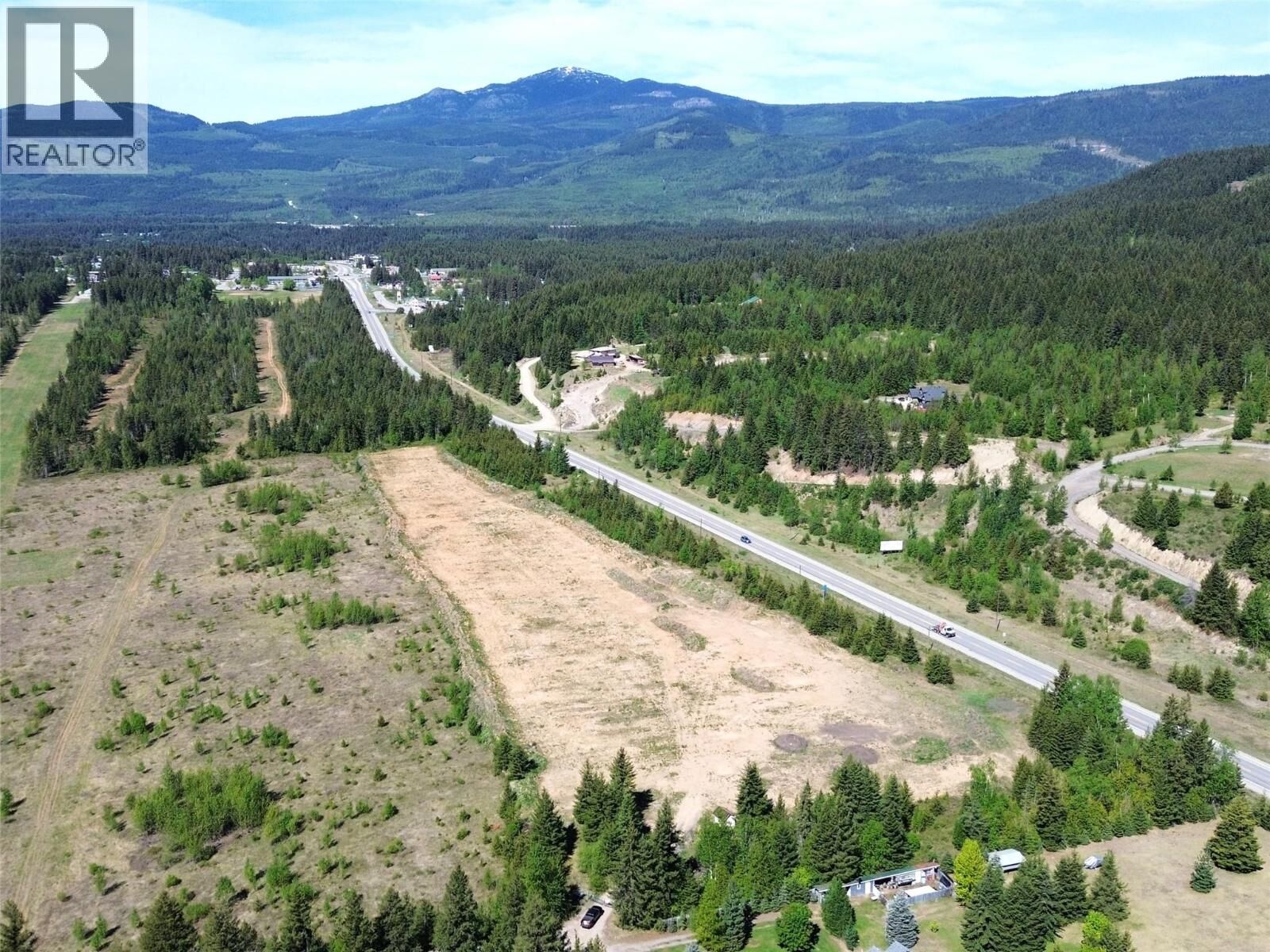 Property Photo:  640E Yellowhead Highway  BC V0E 1N1 