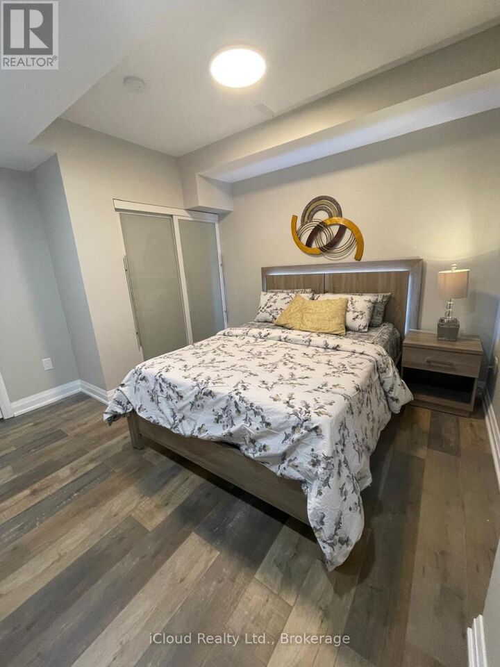Property Photo:  1438 Everest Crescent  ON L6H 3S4 