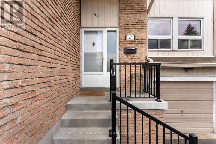 Property Photo:  87 Willows Lane 4087  ON L1S 6E7 
