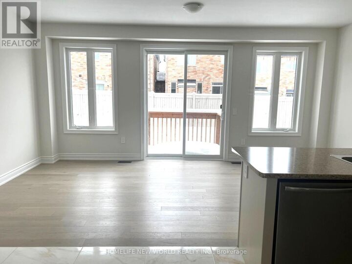 Property Photo:  105 Kenneth Rogers Crescent  ON L9N 1S5 