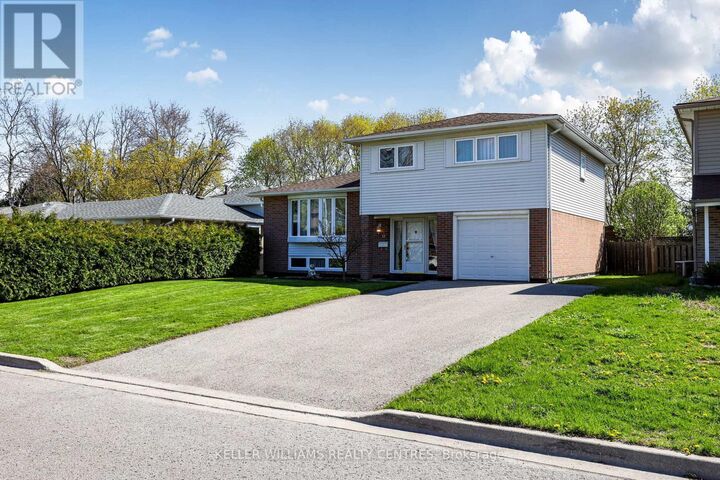 Property Photo:  13 Laurentide Avenue  ON L4G 3B3 