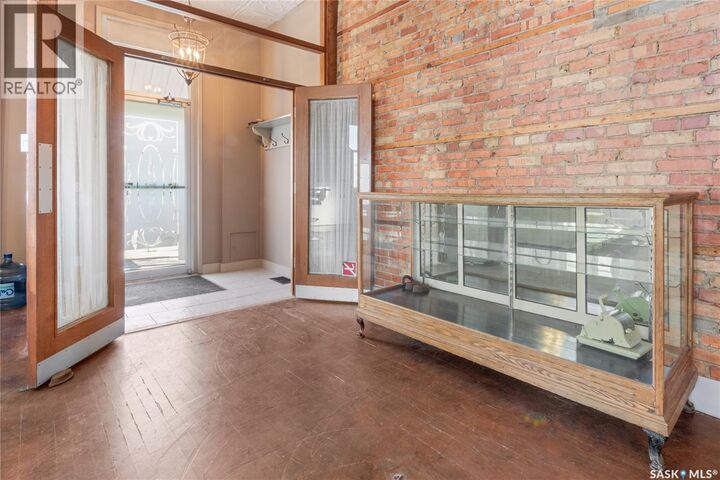 Property Photo:  1002 9th Street  SK S0K 3C0 