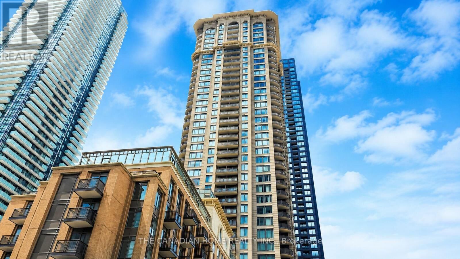Property Photo:  385 Prince Of Wales Drive 911  ON L5B 0C6 