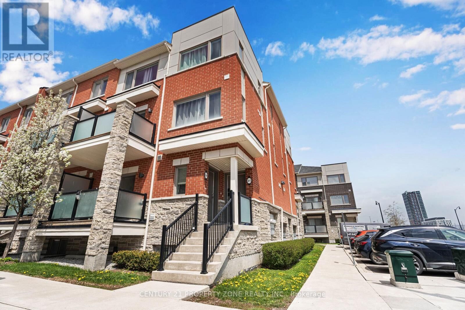 Property Photo:  250 Lagerfeld Drive 4  ON L7A 5G9 